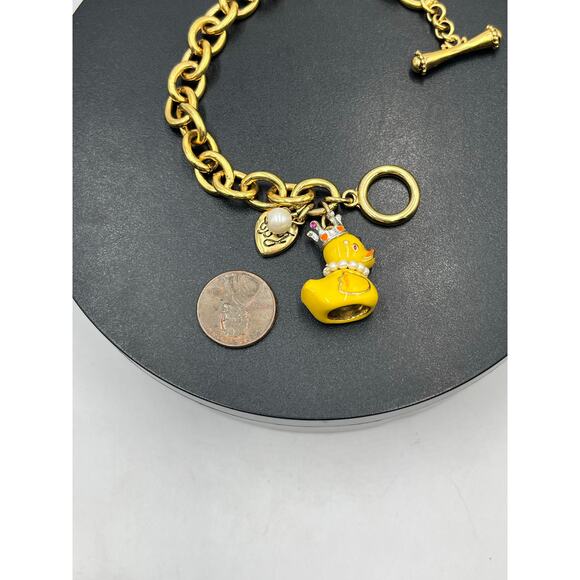 Betsey Johnson Gold Chain Charm Bracelet Yellow Rubber DuckCrown Pearl Designer - Picture 3 of 8